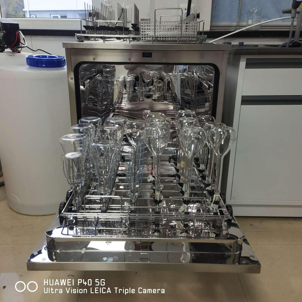 全自動實驗室洗瓶機(jī)的日常使用體驗